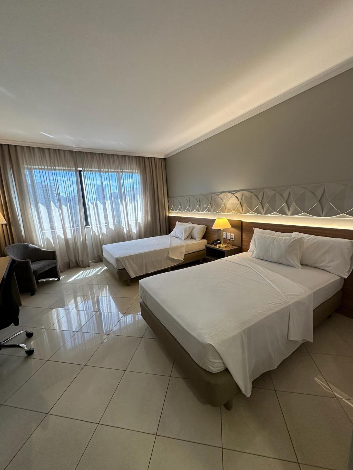 Saint Paul 4*