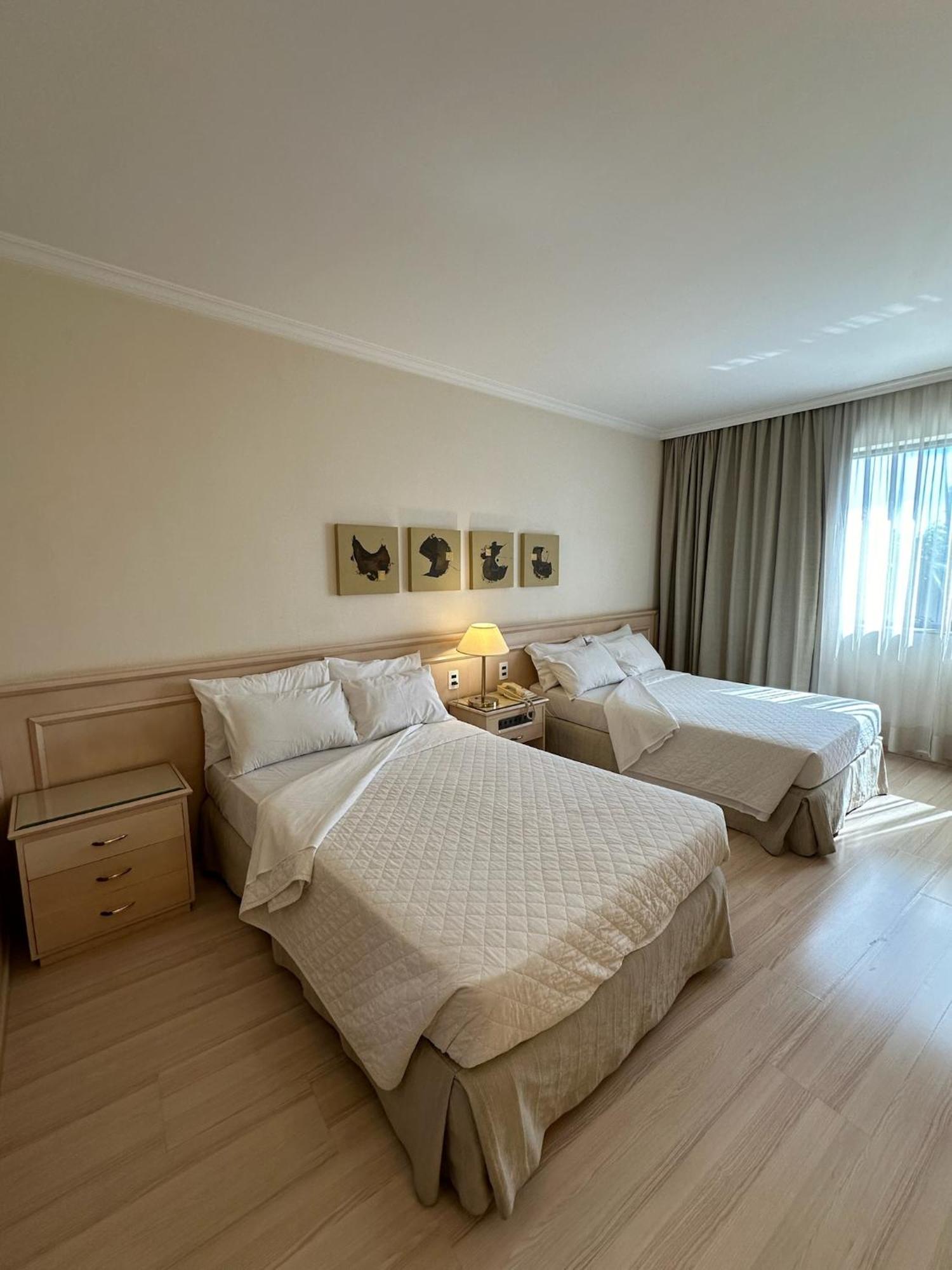 Saint Paul 4*