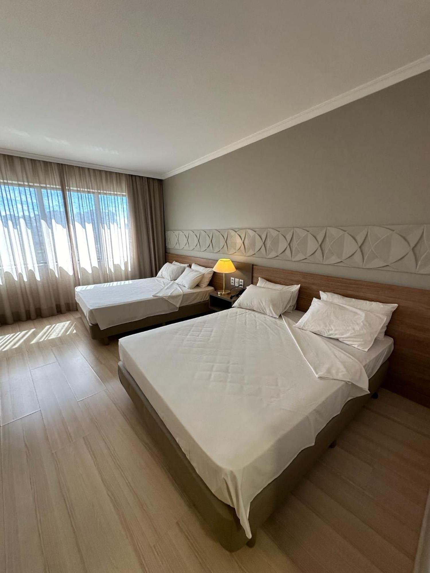 Saint Paul 4*